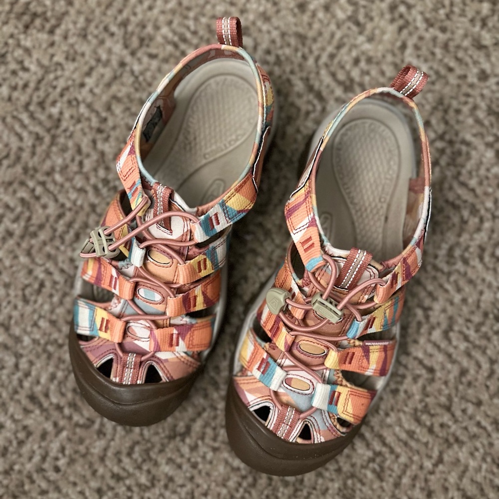 Women’s Keen Newport H2 Sandals Brick/Dust Multicolor Size 9